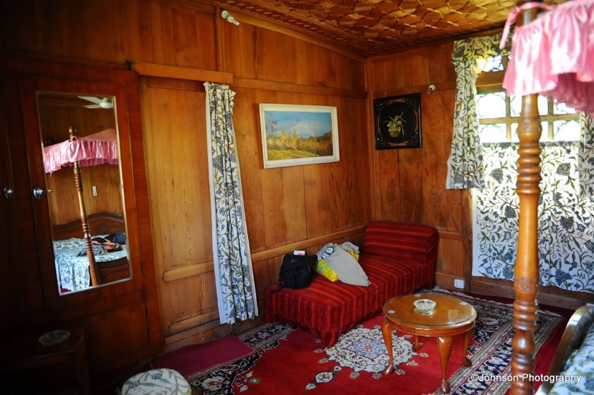 Houseboat - Interior